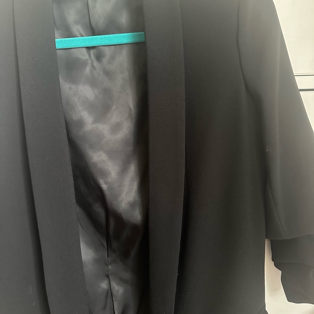 Black blazer - Picture 6 of 7